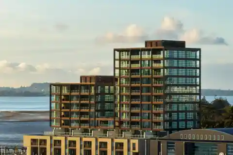 Contemporary Apartment with Panoramic Water Views