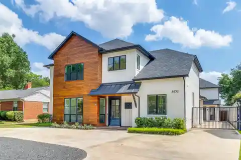 Modern Farmhouse in the Heart of Midway Hollow