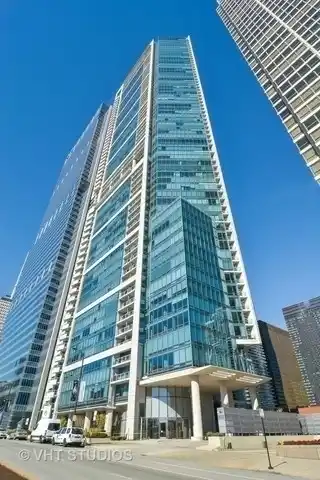 LAKESHORE EAST'S PRIZE