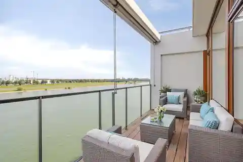 Penthouse Dream in the Rheinauhafen
