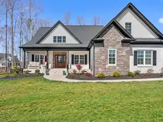 Immaculate Home in North Ridge