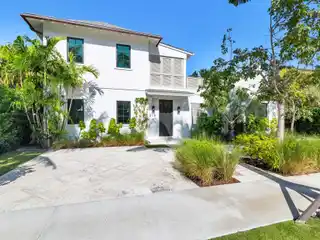 Contemporary New Construction Home on an Oversized Lot