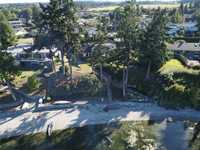 WATERFRONT PROPERTY WITH SANDY BEACH