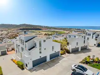 Beautifully Remodeled Ocean-view Condo