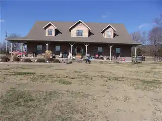 Fantastic 9-Acre Estate Property