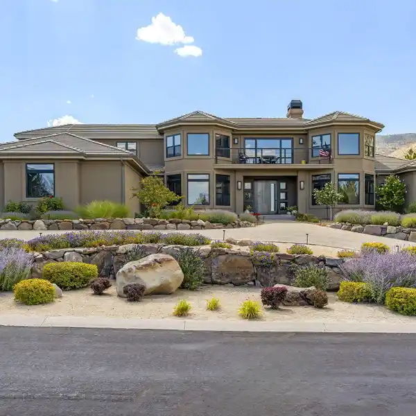 SOPHISTICATED FULLY REIMAGINED RESIDENCE