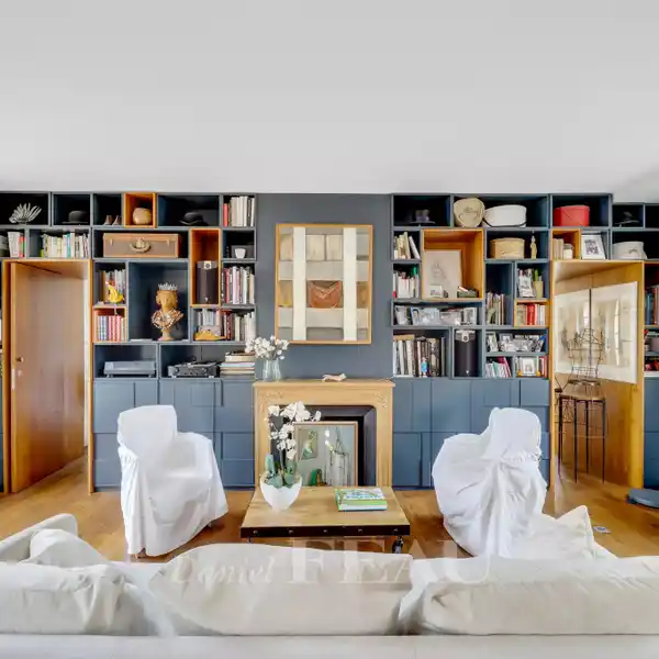 RECENTLY REVAMPED APARTMENT