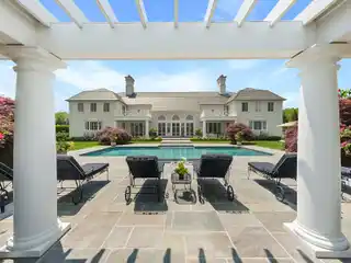 High-End Six Bedroom Villa for Rent