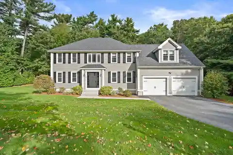 Gorgeous Center-Entrance Colonial