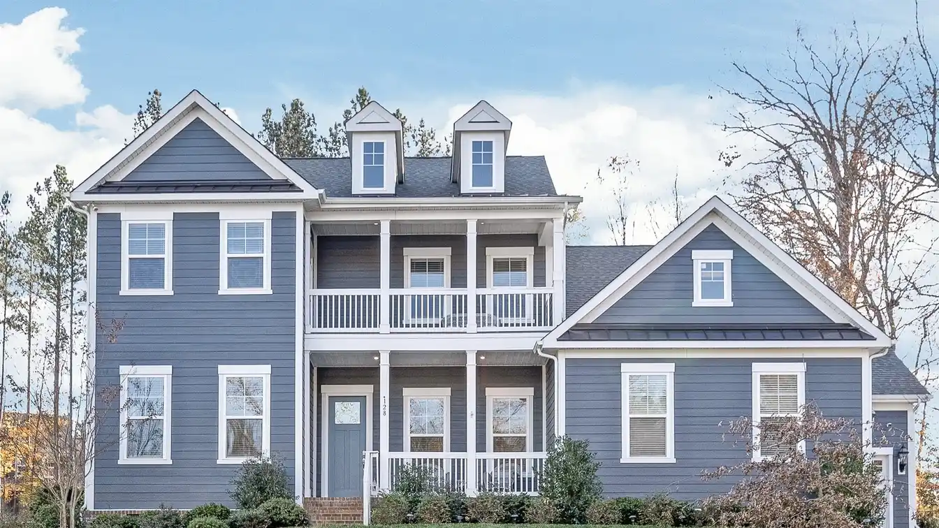 Sought-after Plan in Prestigious Mclean South Shore