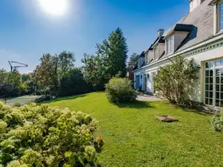 Spacious Villa on Magnificent Property