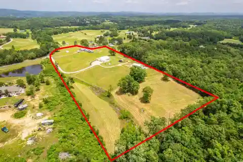 Charming Ranch Estate Retreat