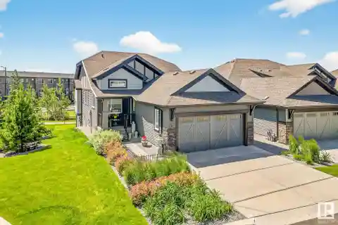 Southwest-Facing Showhome with Stunning Walkout
