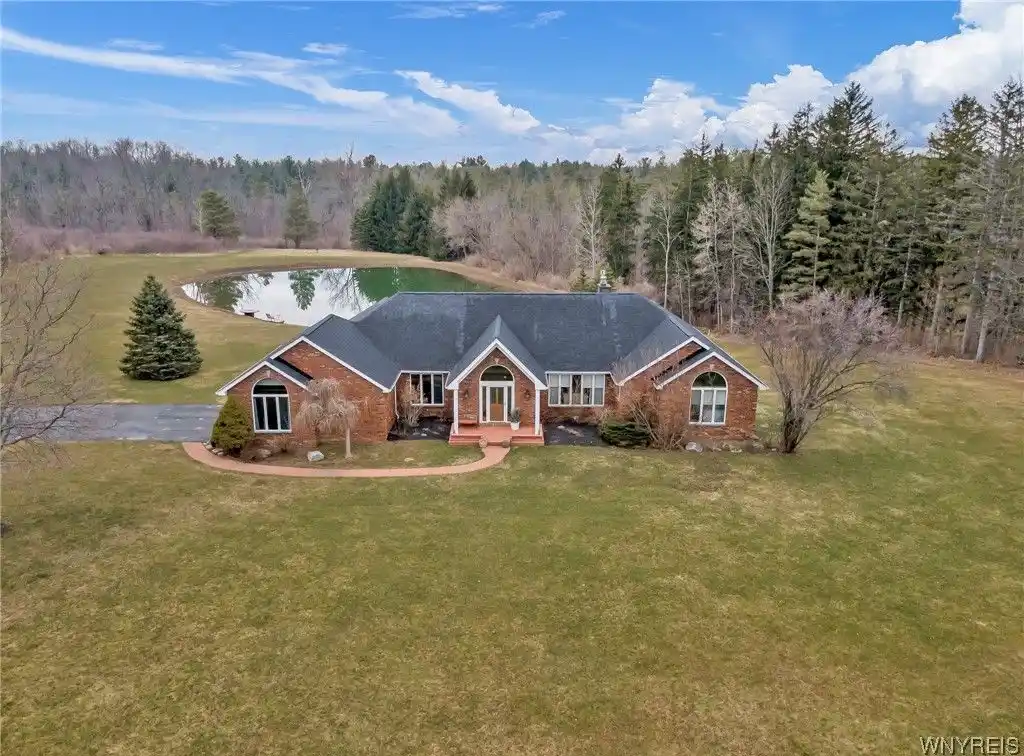 Sprawling Brick Ranch on 17 Acres