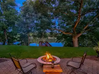 Spacious Walkout Home on Pristine Twin Lakes