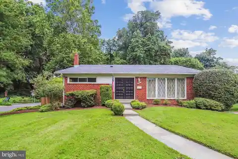 Spacious Split-Level with Fenced Backyard
