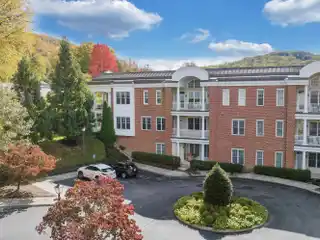 Expansive Condo with Timeless Elegance and Comfort