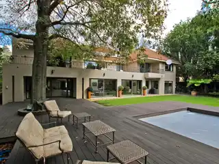 Extraordinary Master-built Home