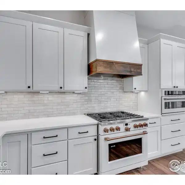 BUILD YOUR DREAM HOME