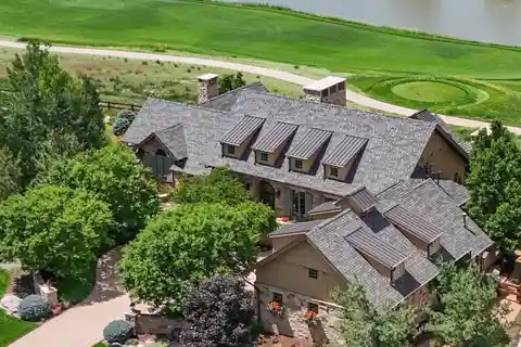 Rustic Refinement with Architectural Artistry