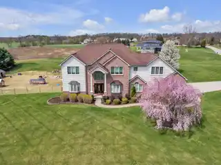 Stately Home on 2.5 Country Acres