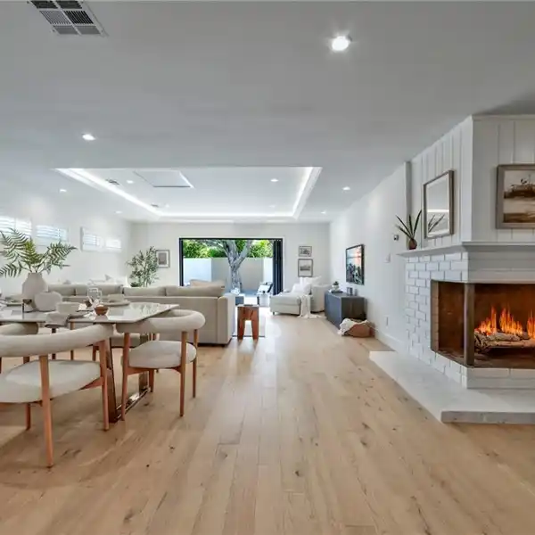 FULLY RENOVATED RANCH HOME IN DESIRABLE UPPER HASTINGS RANCH