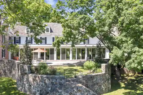 Historic Ball Farm - Circa 1725