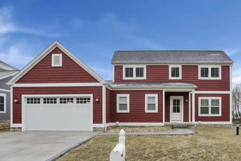Immaculate Lakefront Home