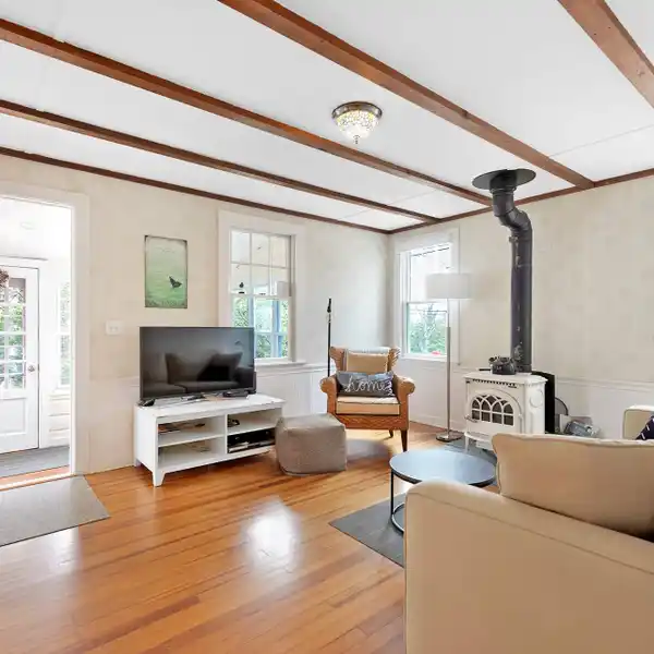 RENOVATED SUMMER COTTAGE FOR RENT