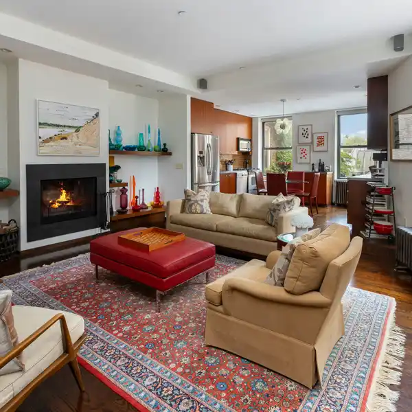 QUINTESSENTIAL DOWNTOWN PREWAR LOFT