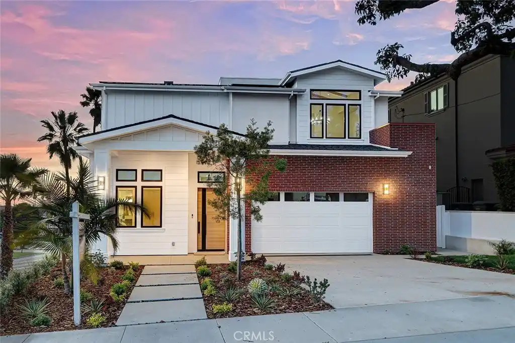 Newly Constructed South Redondo Beach Sanctuary