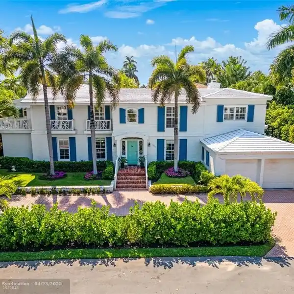 CHARMING BERMUDA COLONIAL INSPIRED ESTATE
