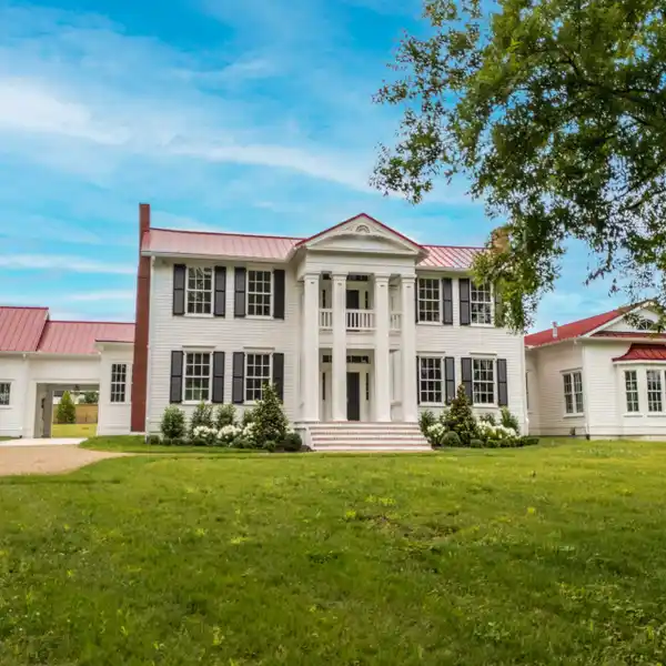 PRIMM HOUSE - A REMARKABLE FUSION OF HISTORY AND NEW CONSTRUCTION