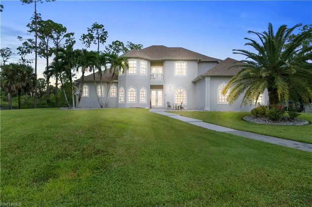 Meticulously Maintained Property in Oakes Estates
