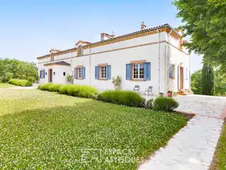 Elegant Mid-19th-Century Manor House