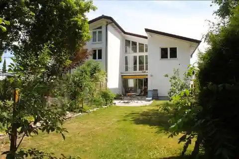 Well-Maintained and Versatile Home