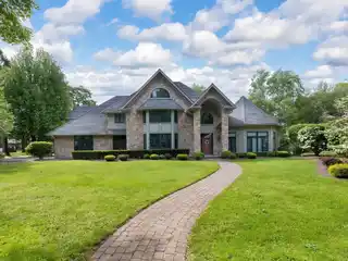 Luxury Meets Sophistication