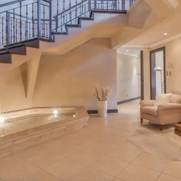 CASA ESPLENDOR - A QUAINT HOME IN HEREDIA