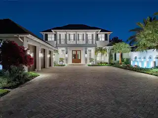West Indies-style Estate on Smugglers Bay