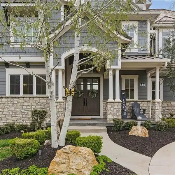 COMPLETELY CUSTOM HOME ON A PRIVATE LOT