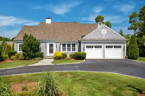 Gem in Cotuit Meadows