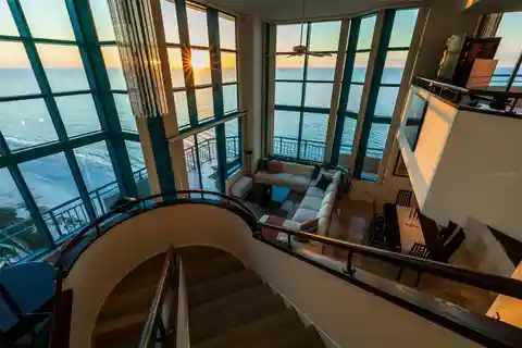 Sky-high Luxury Beachfront Living