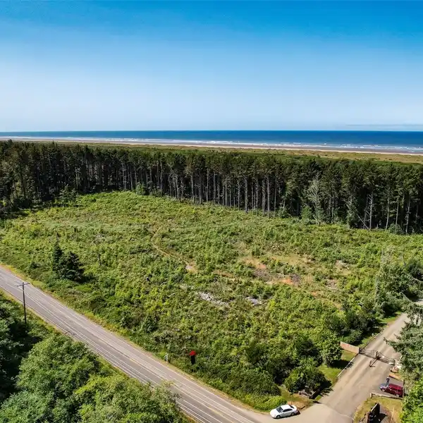 SECLUDED OCEAN BEACH ACREAGE