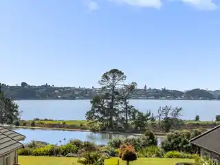 Plummers Point Paradise