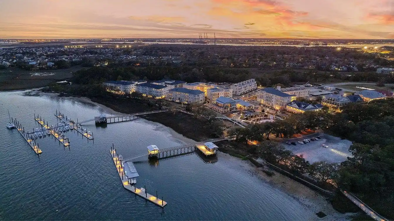 Luxury Dream Condominium at the Waterfront on Daniel Island