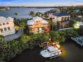 Stunning Home on a Tranquil Peninsula in Barefoot Beach