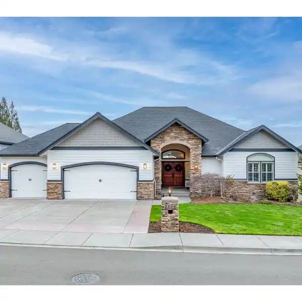 CUSTOM HOME IN THE PRESTIGIOUS NORTA VISTA ESTATES