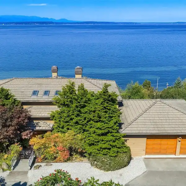 FIRST TIME ON MARKET! PANORAMIC ALKI & OLYMPIC VIEWS