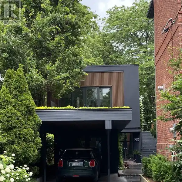 ARCHITECTURAL SHOWPIECE ON ICONIC DUNBAR ROAD