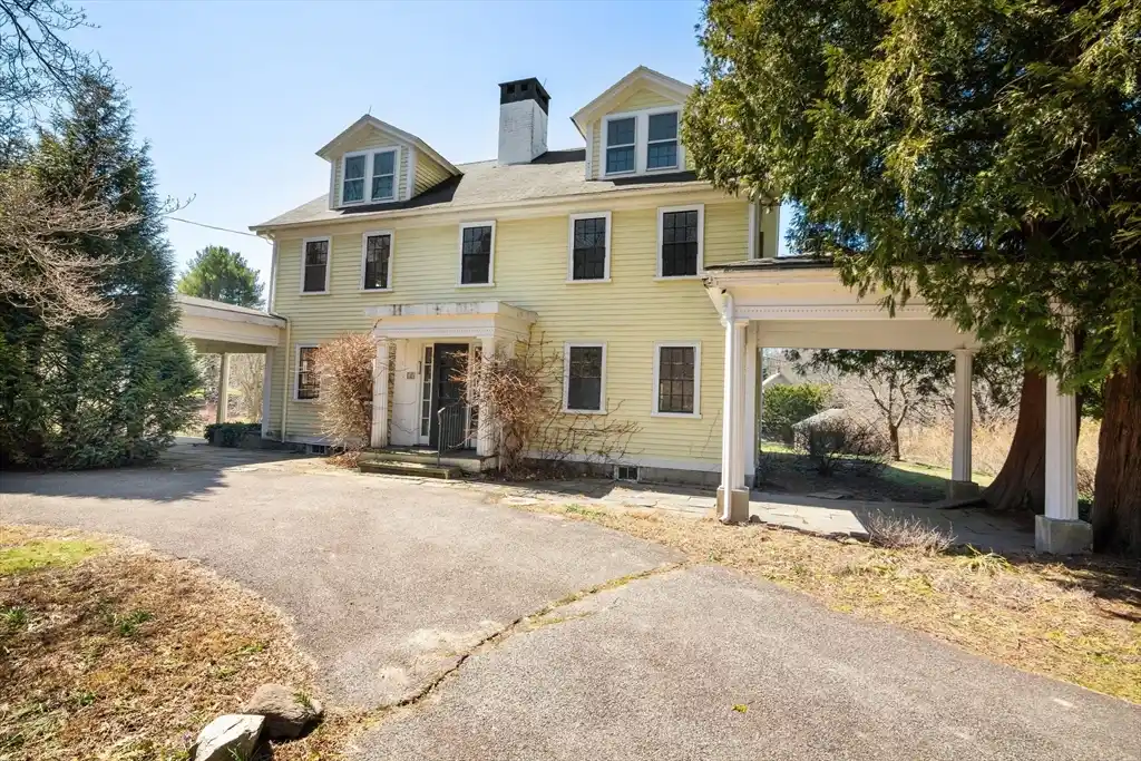 Rare Ten-acre Equestrian Property